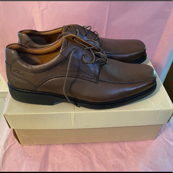 Clark’s Gatewood Over size 11W. New in box! - Picture 3 of 7